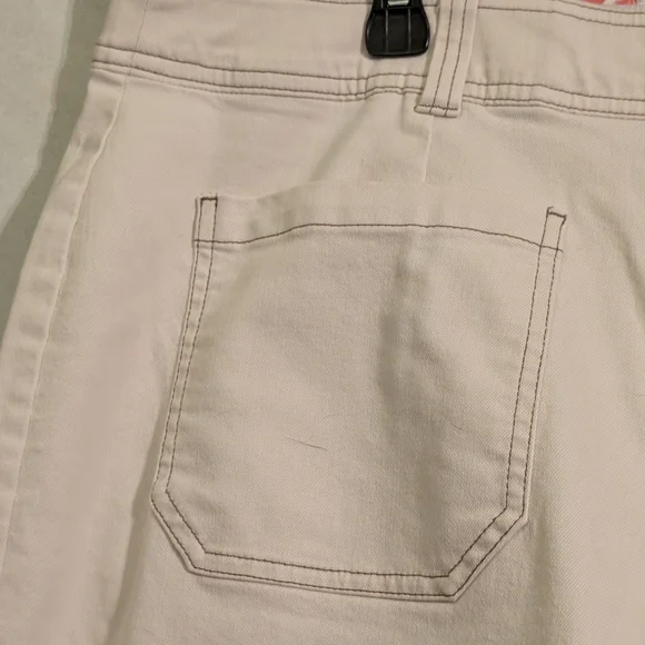 Lane Bryant Women's Straight Leg Cream Jeans - Picture 4 of 9